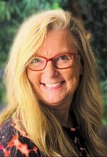 Lisa Elliott
